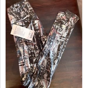 Lululemon NWT leggings